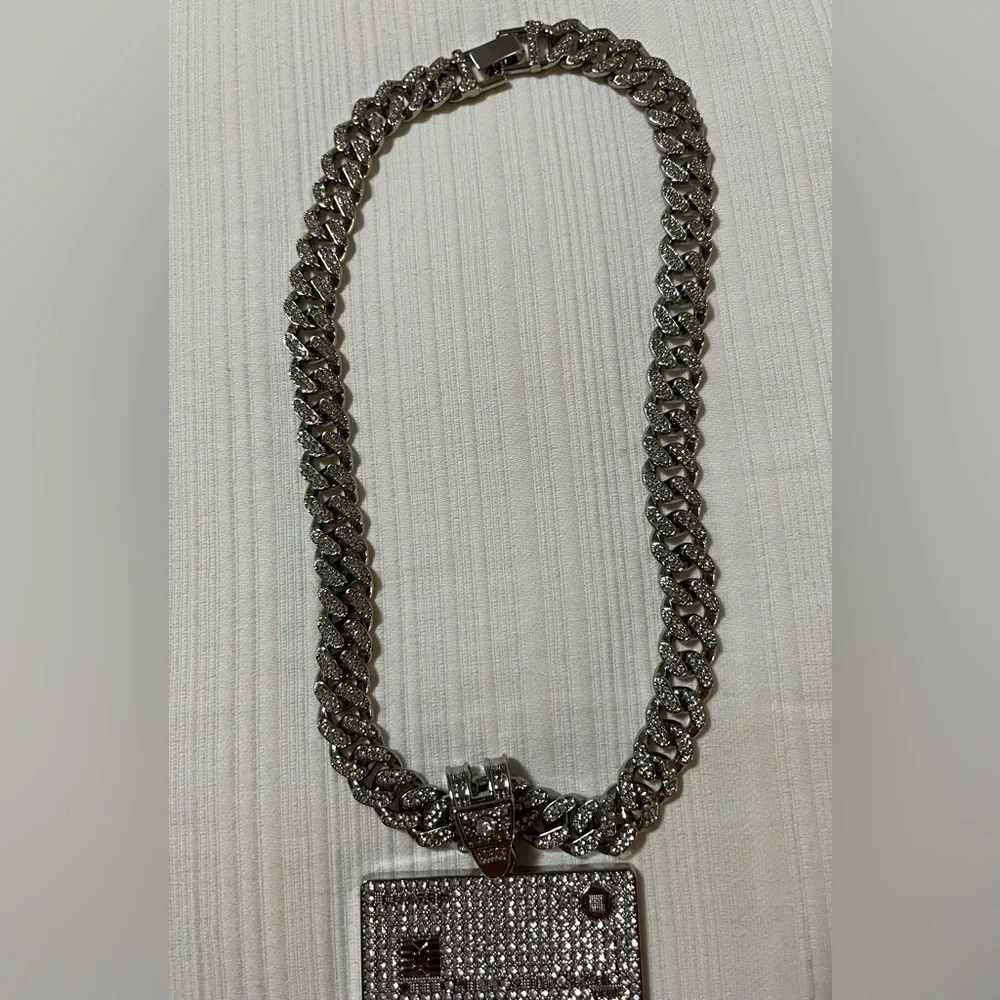 Iced Out Credit Card Pendant & Heavy Cuban Link Chain Necklace - Silver Tone